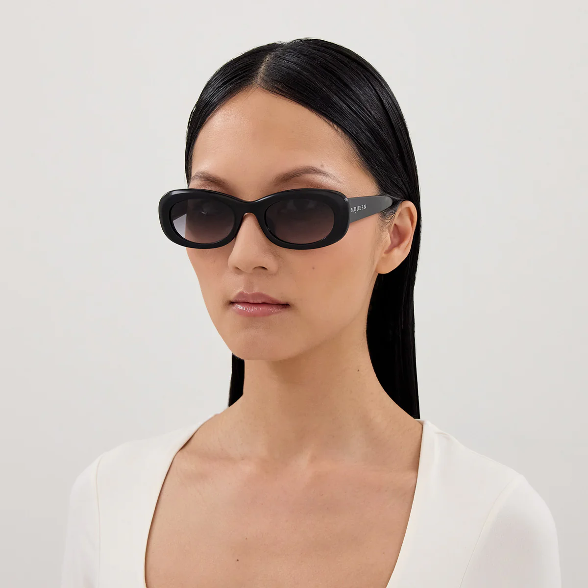 Alexander McQueen - AM0527SA - Image 4